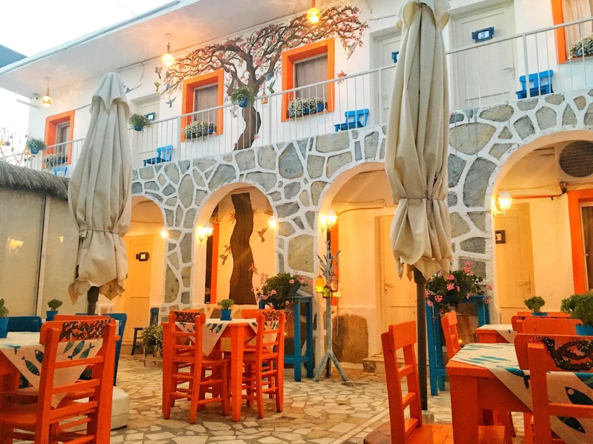 Otel Sade *