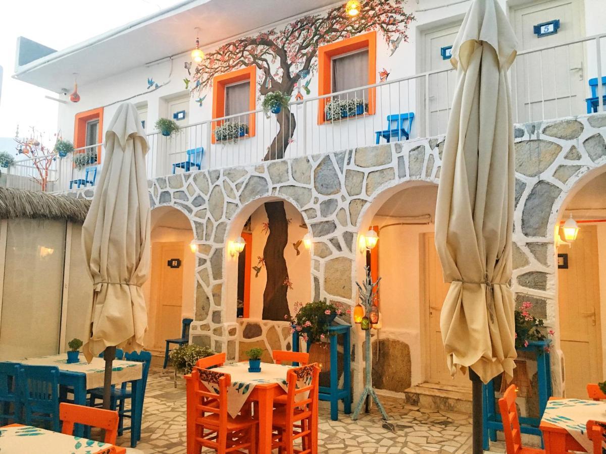 Otel Sade *