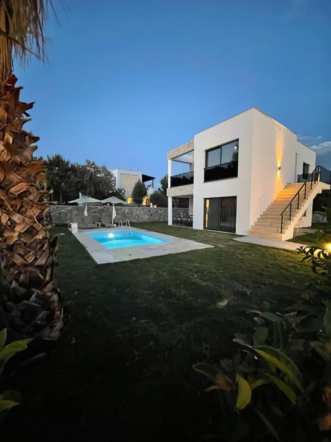 Inkaya Suites With Shared Pool *