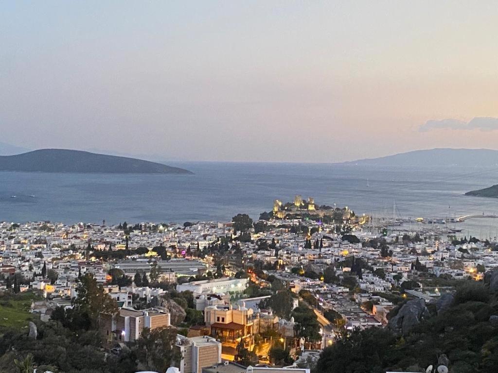 Apartment Burcu Residence, Magnificent Sea View, Cozy, Free Otopark, Free Wifi Bodrum