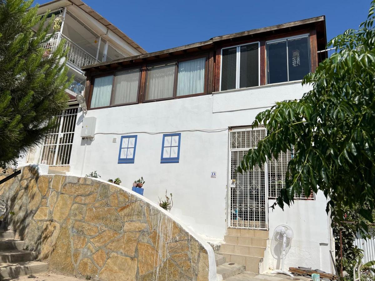 Refreshing House Close To The With A Sea View And Balcony In Apartment