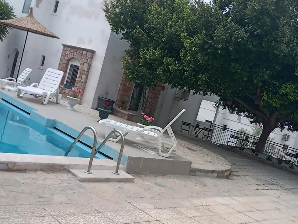 Apartment Dolphin Residences Taflan 2 *