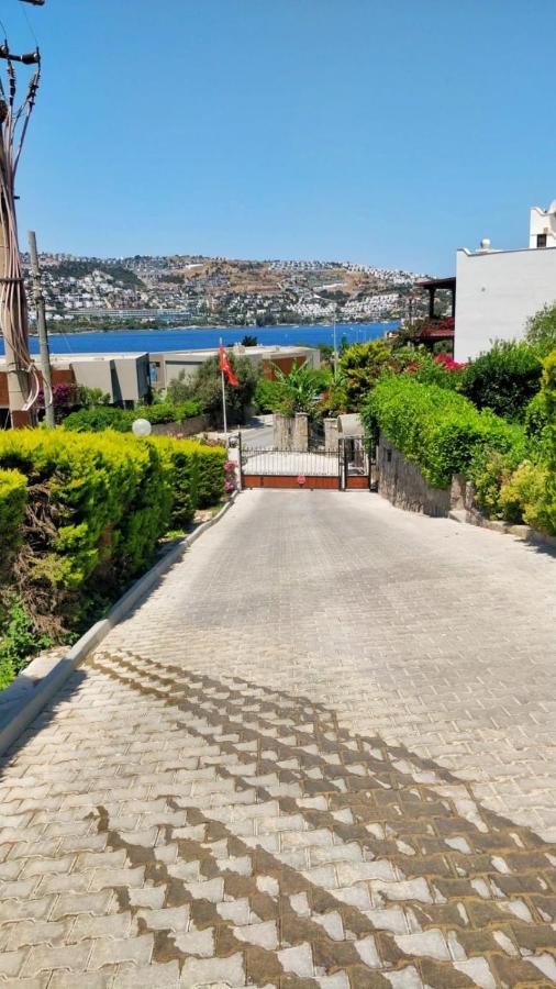 Villa Guendogan Koyu Havuzlu Site Bodrum