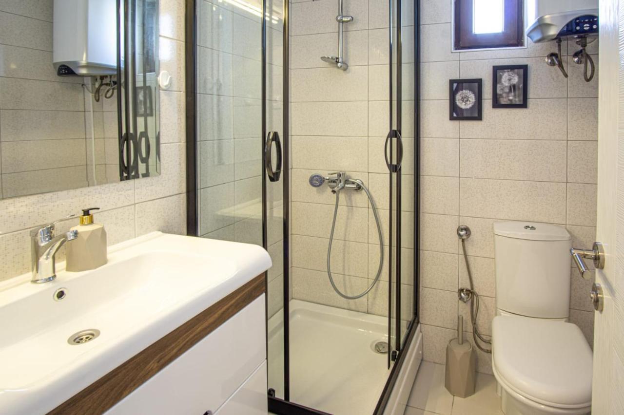 Apartment Dolphin Residences - Yasemin 1