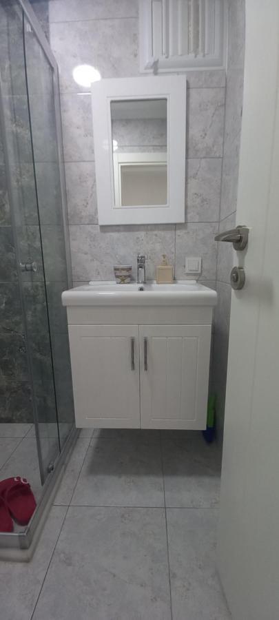 Apartment Rahat Ev *