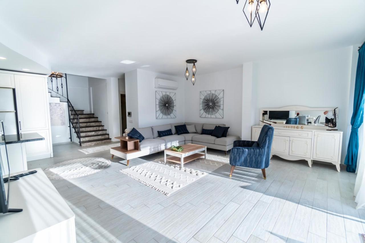 Contemporary Luxury In Yalikavak Center