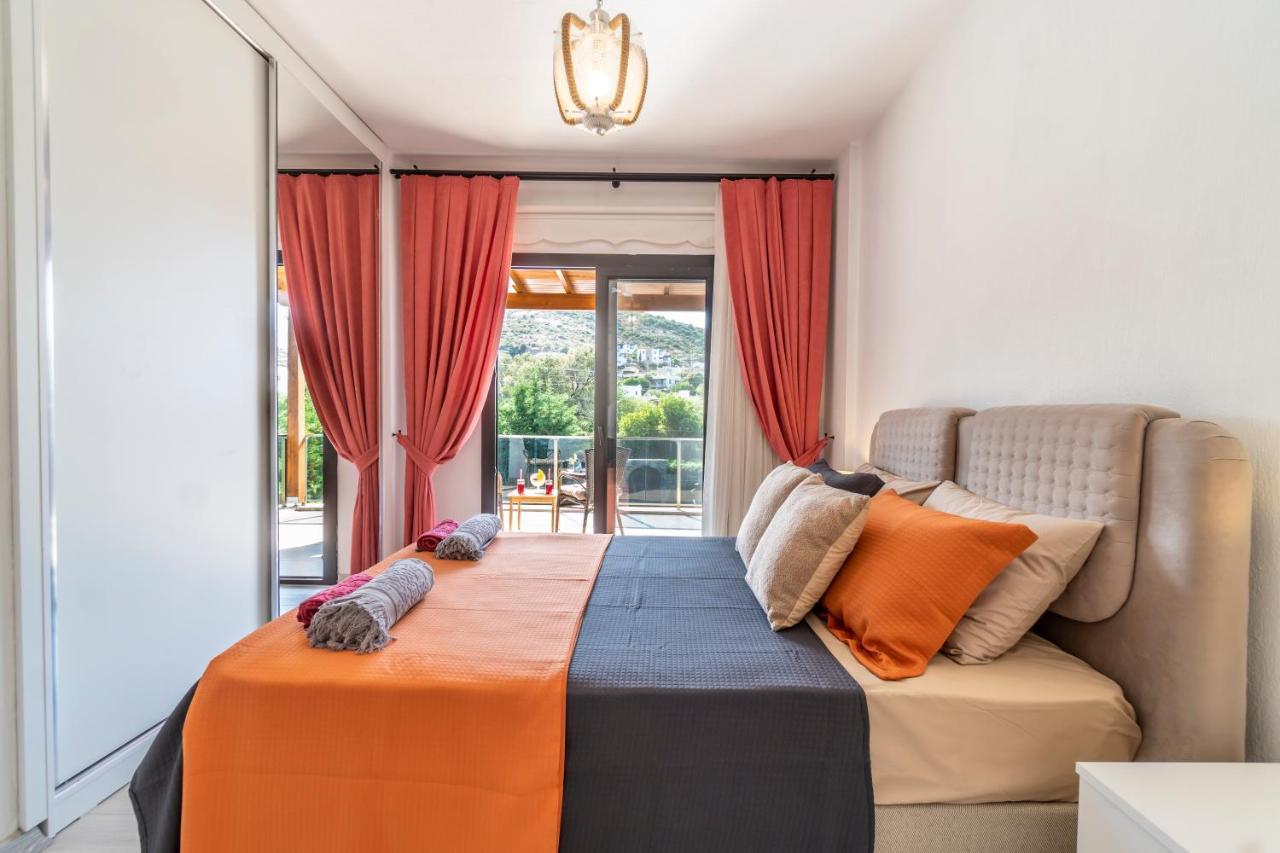 Contemporary Luxury In Yalikavak Center Villa