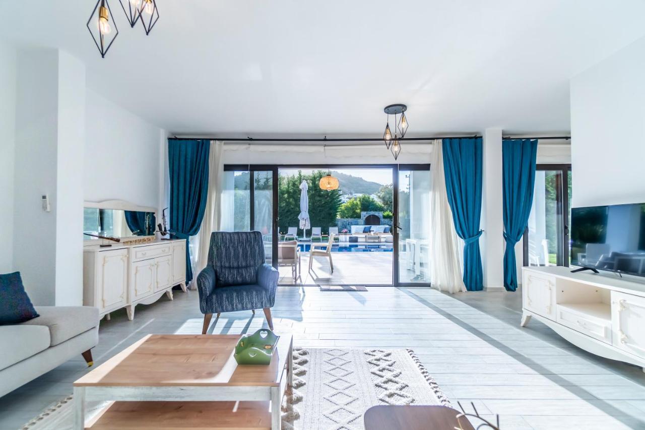 Contemporary Luxury In Yalikavak Center Bodrum
