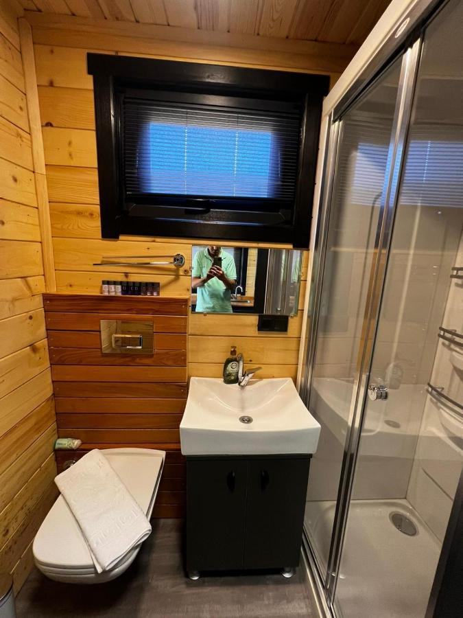 Bitez Tiny House & Hotel *