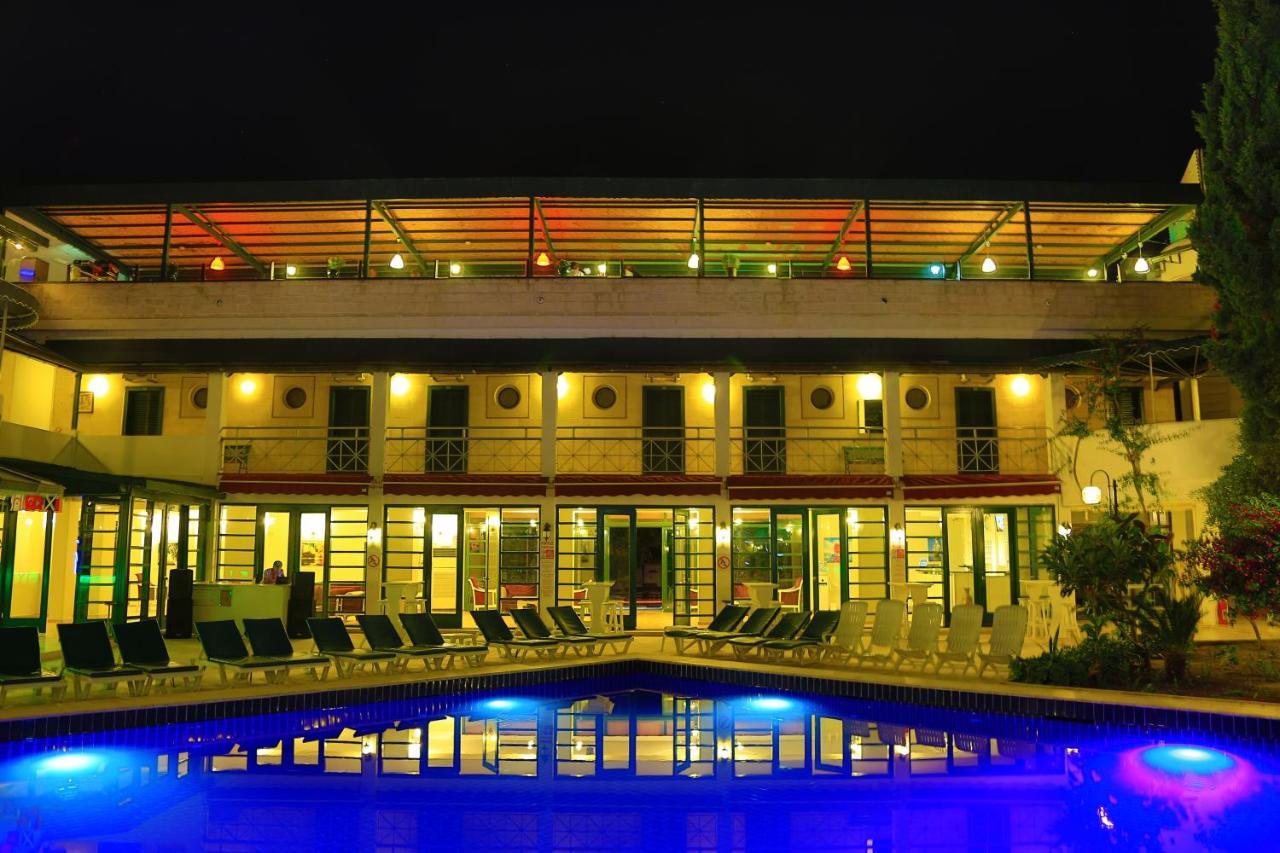 Hotel Bleu Nuit 4*