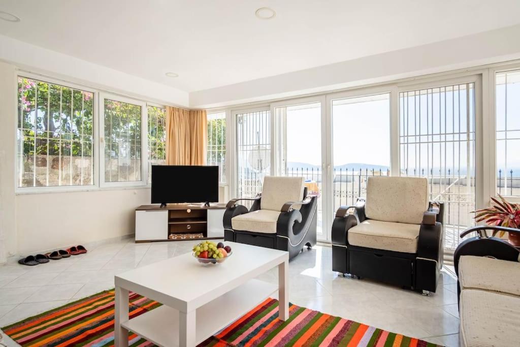 Apartment Burcu Residence, Magnificent Sea View, Cozy, Free Otopark, Free Wifi Bodrum