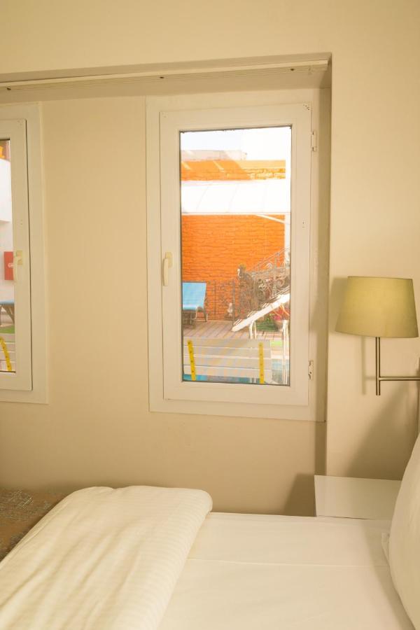7. Art Feslegen Hotel 3*