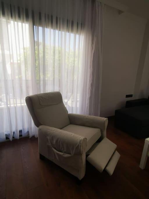 Brand New 2 Bedroom Garden Floor Flat With Pool A1 * Bodrum