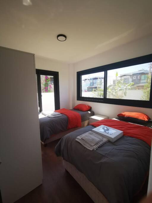 Apartment Brand New 2 Bedroom Garden Floor Flat With Pool A1