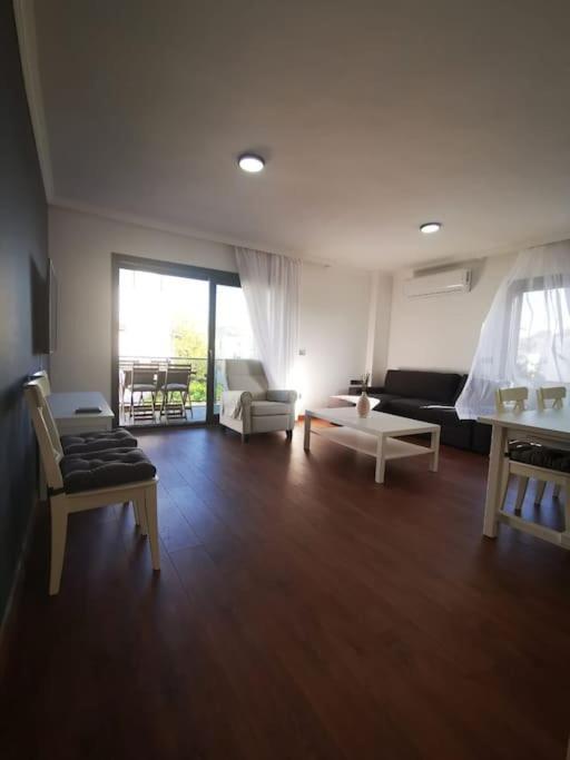 Brand New 2 Bedroom Garden Floor Flat With Pool A1