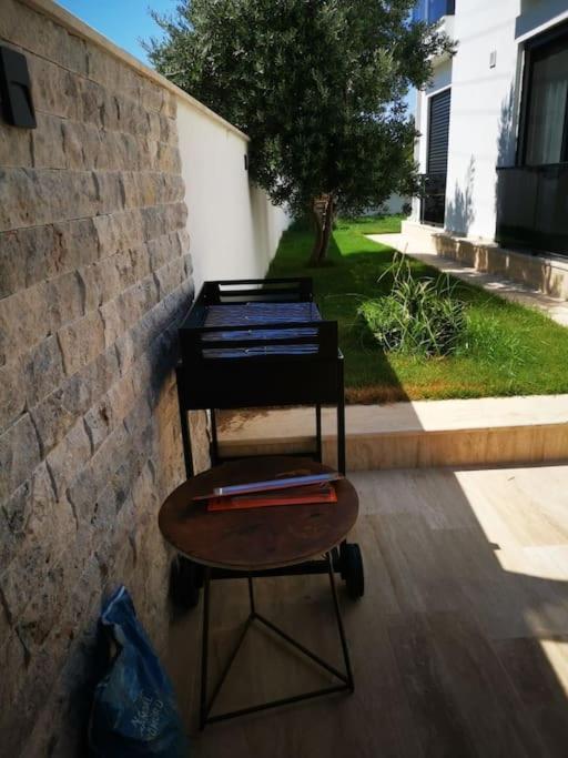 Brand New 2 Bedroom Garden Floor Flat With Pool A1 *