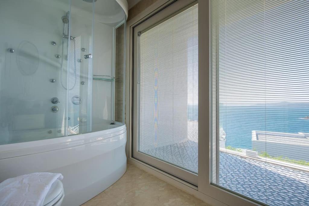 Front Super Boss 1 Bodrum