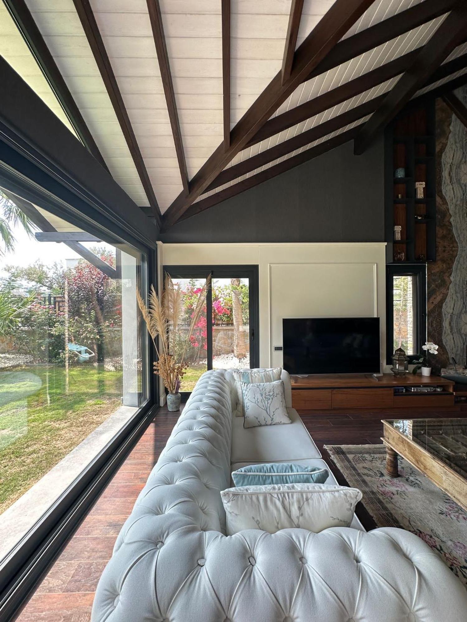 Falcon With Swimming Pool And Great Views In Yalikavak Villa *