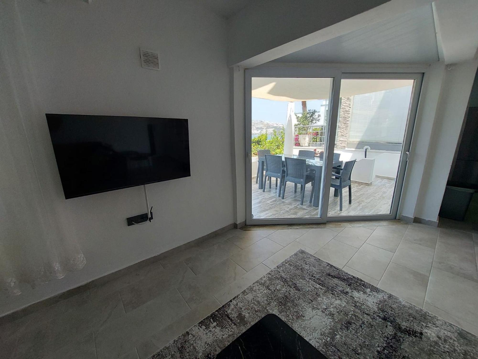 Villa Gündoğan Koyu Havuzlu Site
