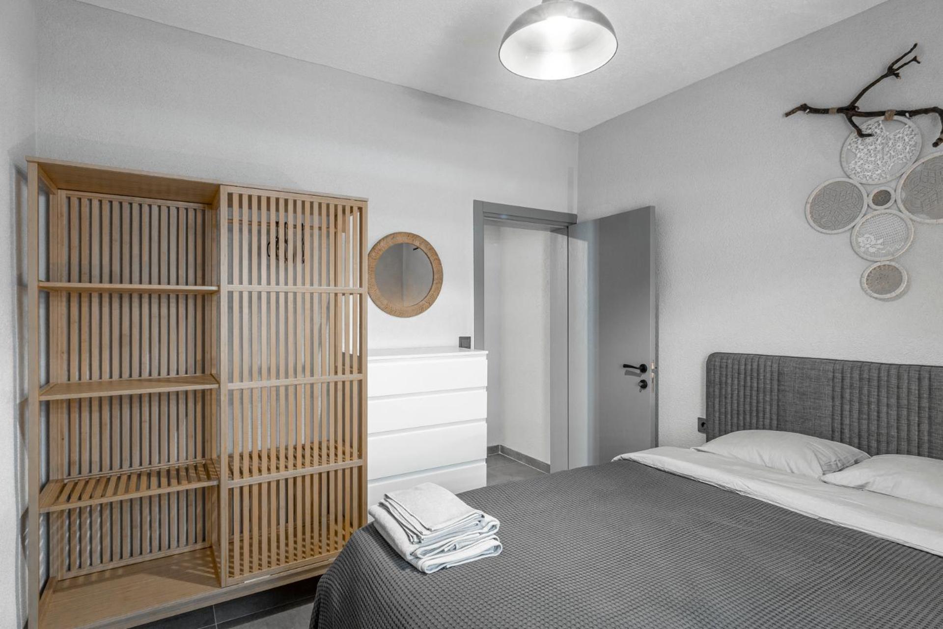 Newold Flat *