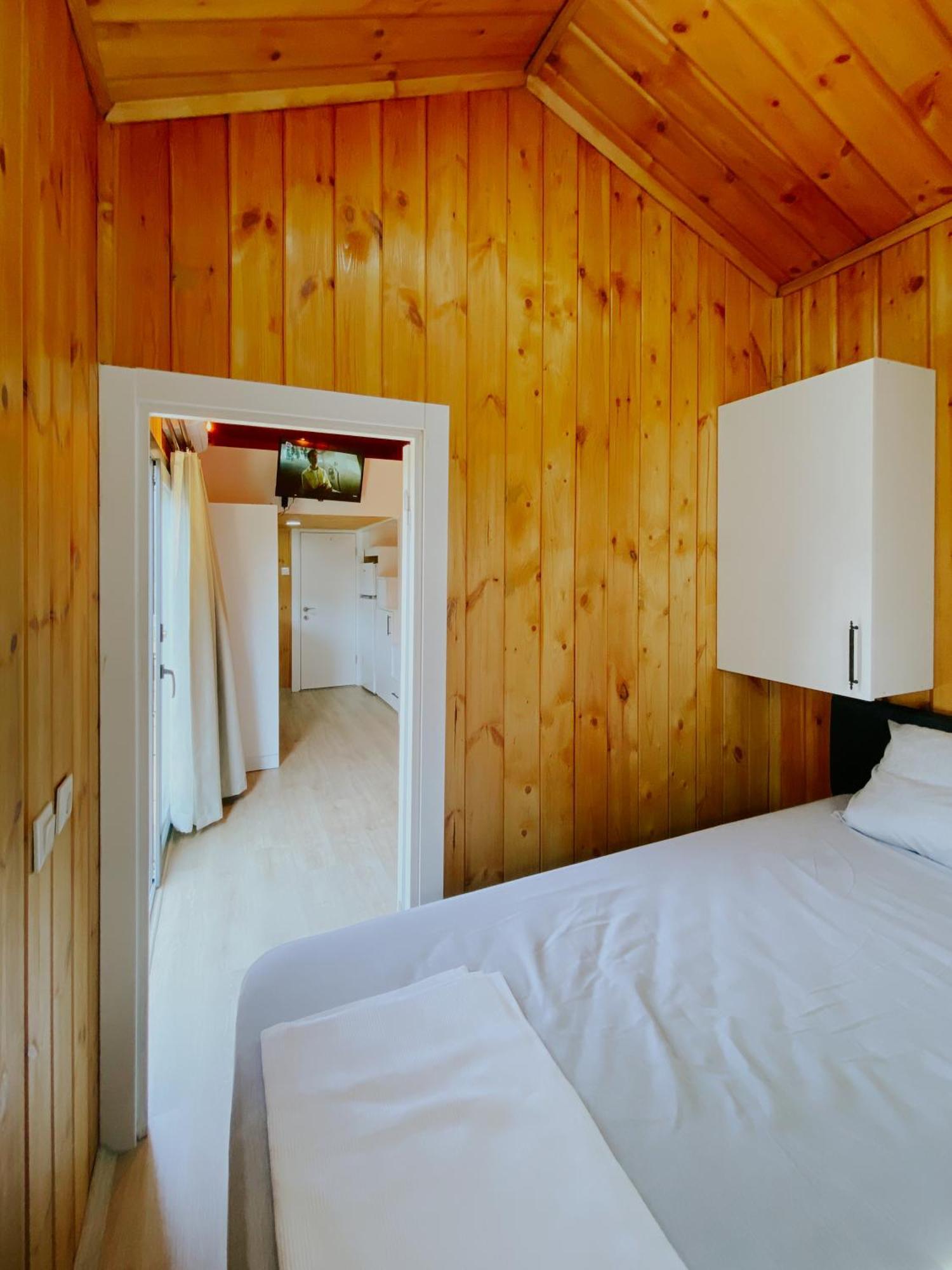 Apartment Miya Garden Tiny House