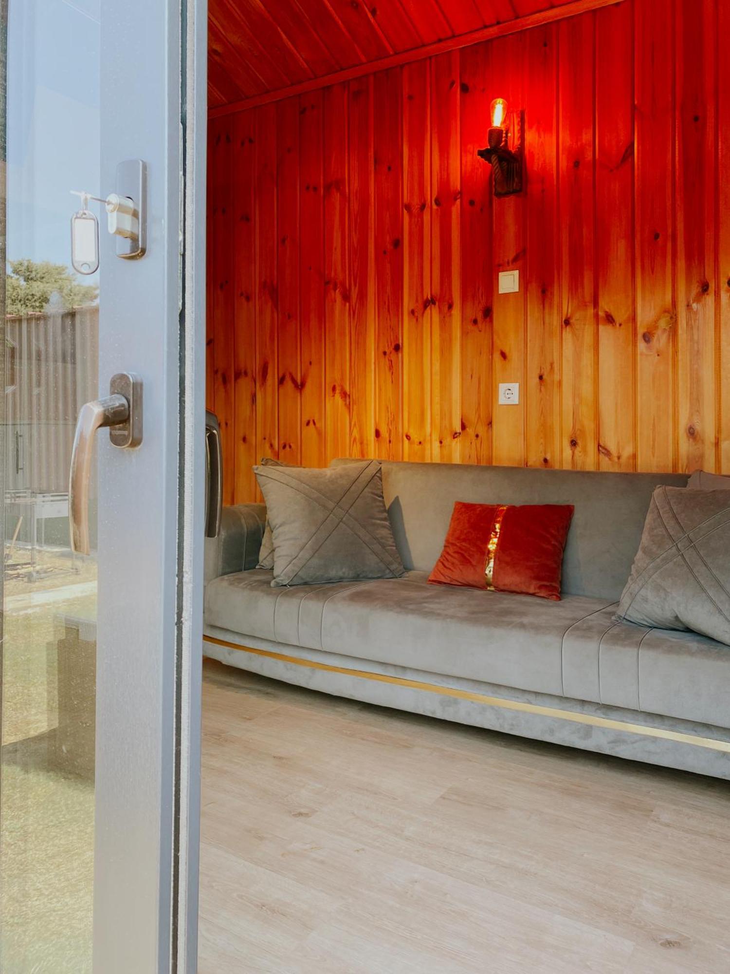 Miya Garden Tiny House *