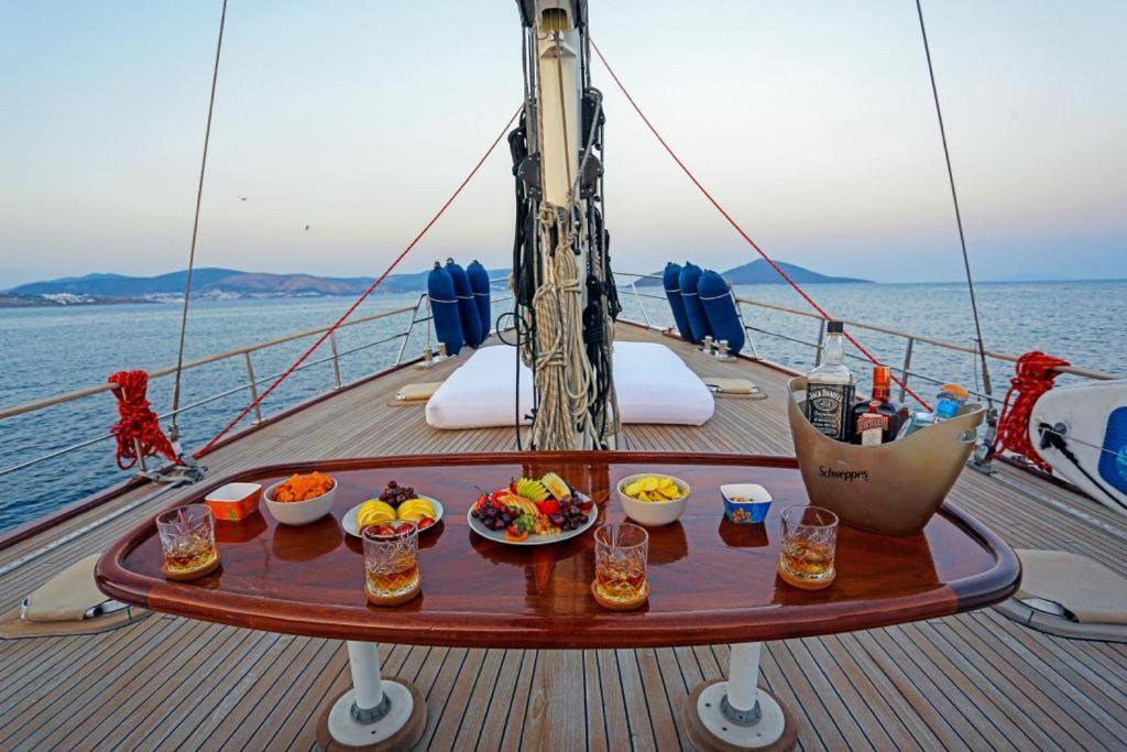 Luxury Boat In Marina Tekne Bodrum