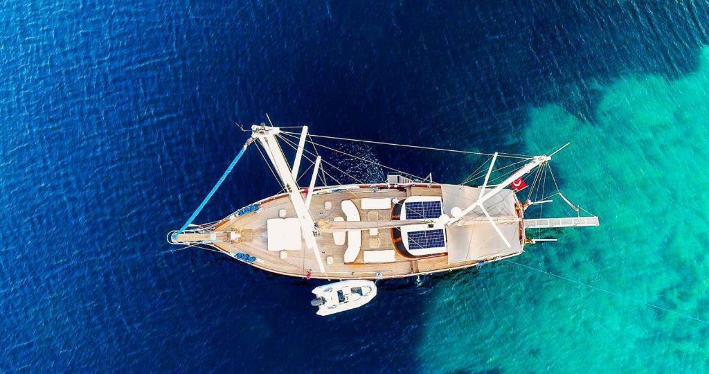 Luxury Boat In Marina Tekne Bodrum