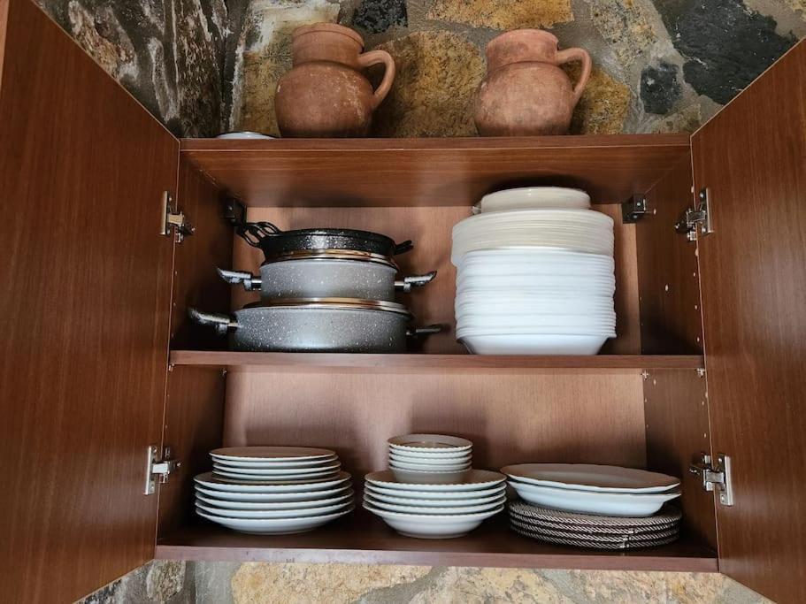 Apartment Eleia - Olive Garden & Stone House *