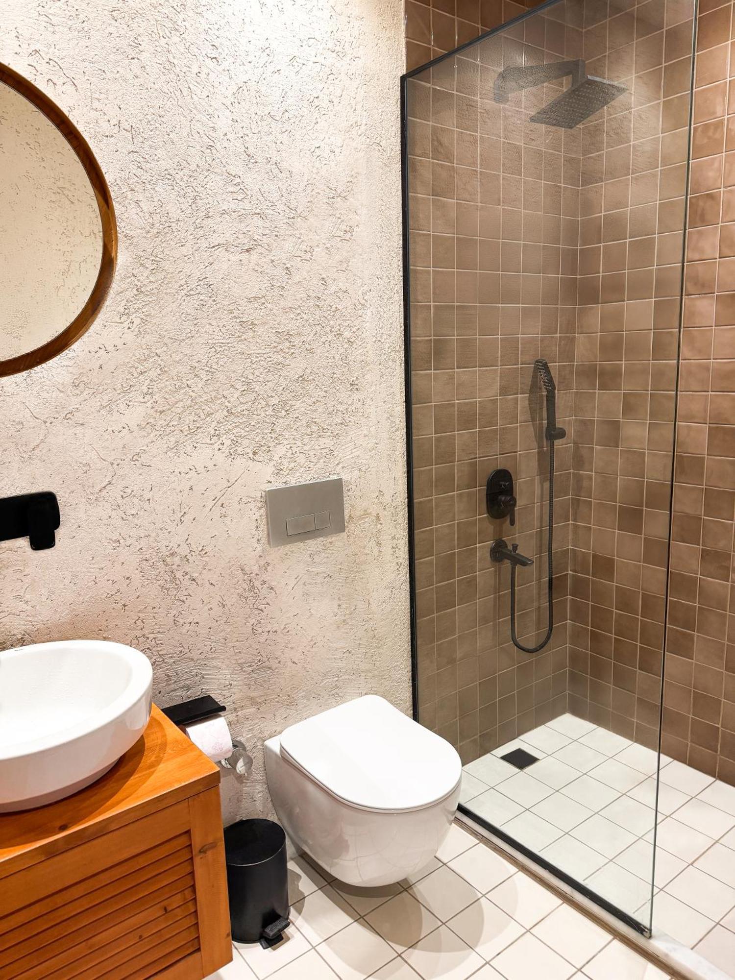 Churchill Townhouse Hotel