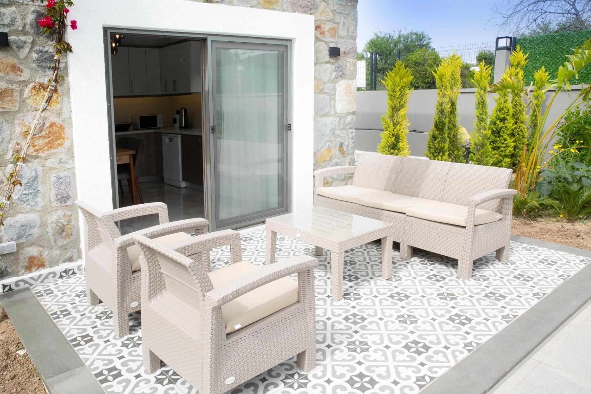 Bd4108 Two Bedroomed Withpool Inbodrumyalikavak Bodrum