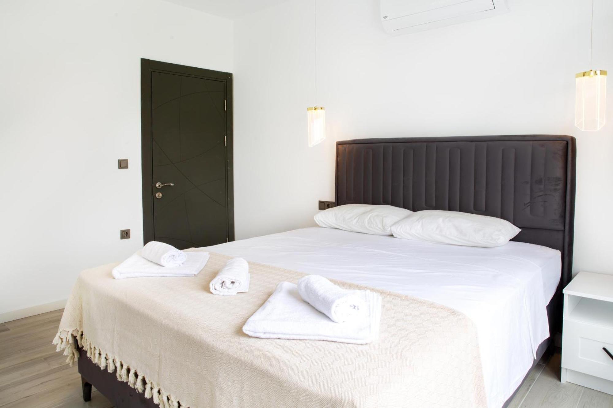 Bd4108 Two Bedroomed Withpool Inbodrumyalikavak Villa