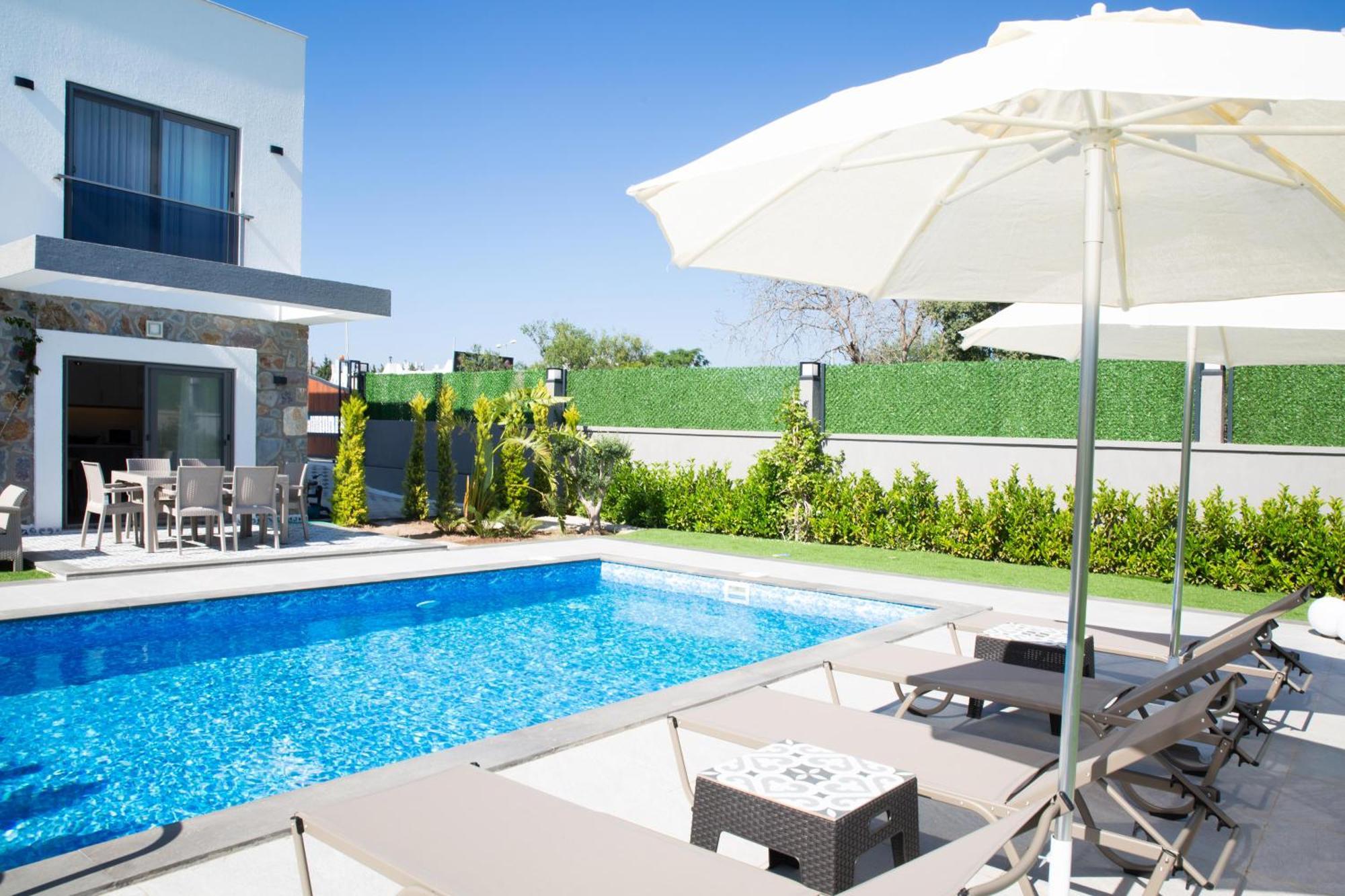 Bd4109 Two Bedroomedvilla Withpool Inbodrumyalikavak * Bodrum