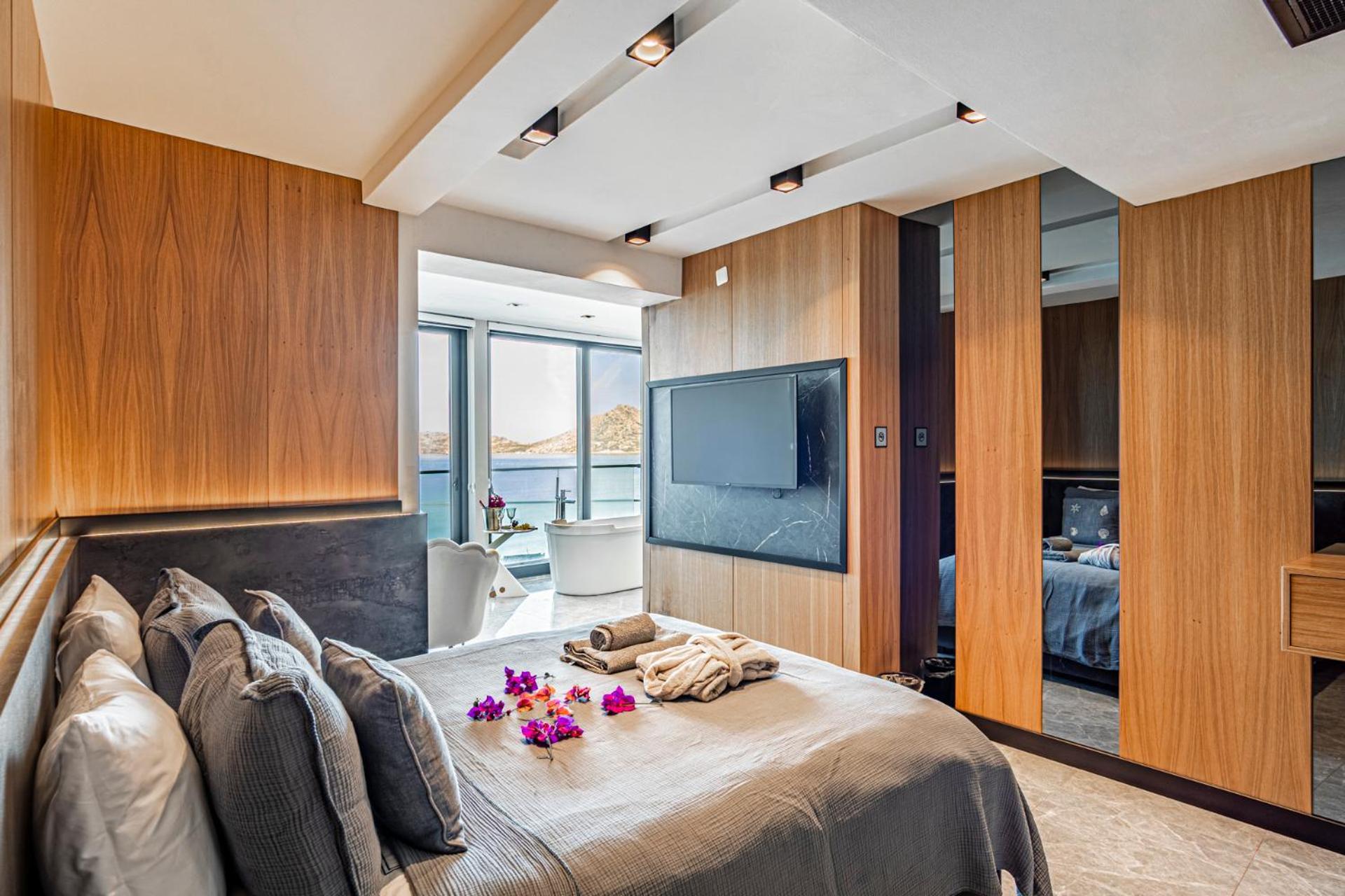 Cimentepe Deluxe 1 - With Pool & Close To Yalikavak Marina *