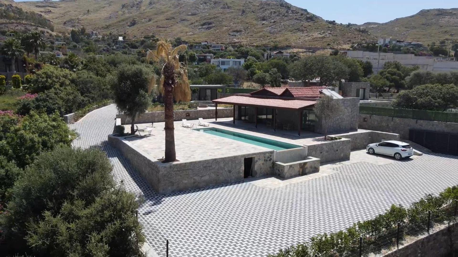 Villa Guemuesluek Uemit