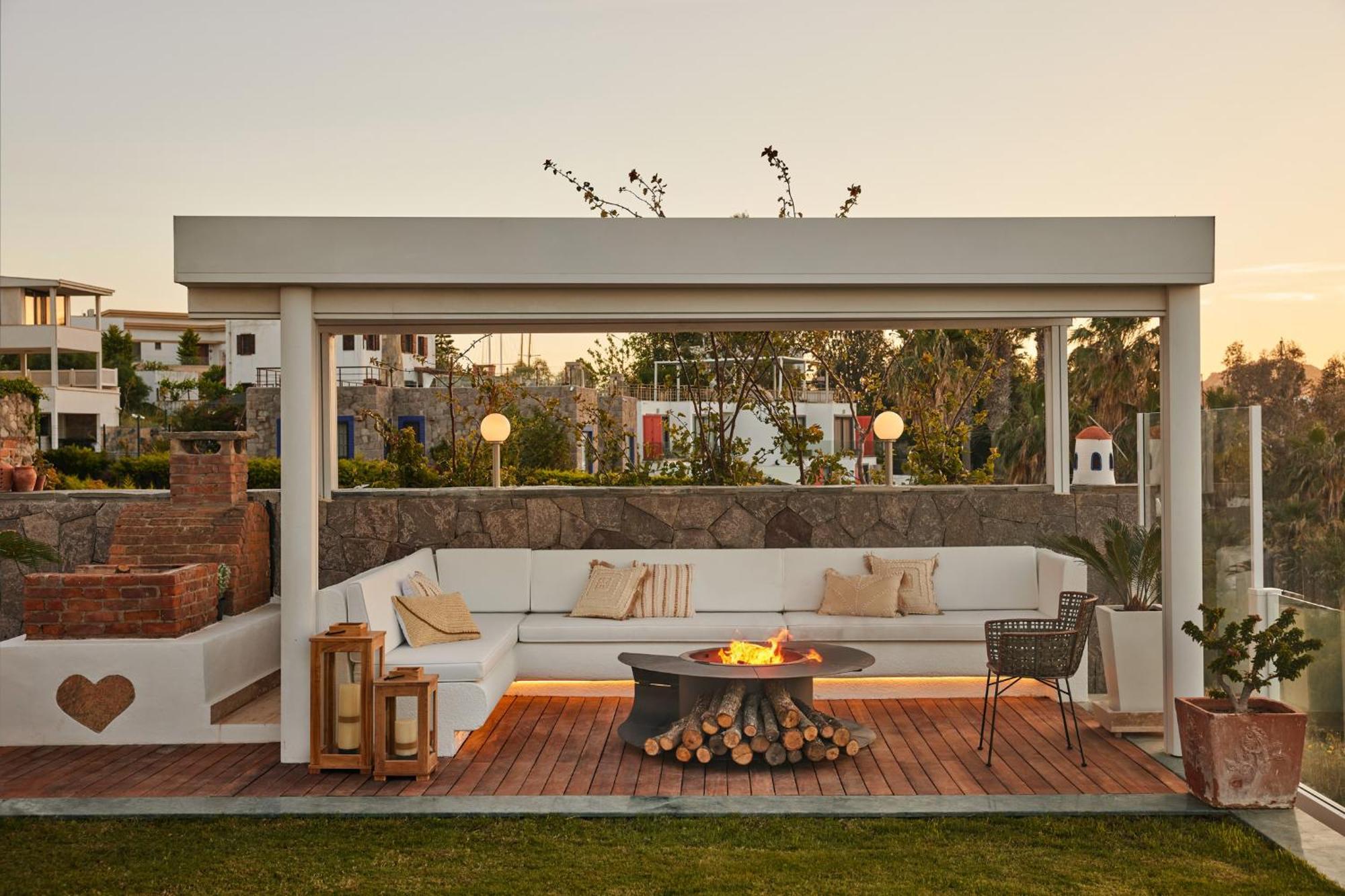Rose Garden Villa *