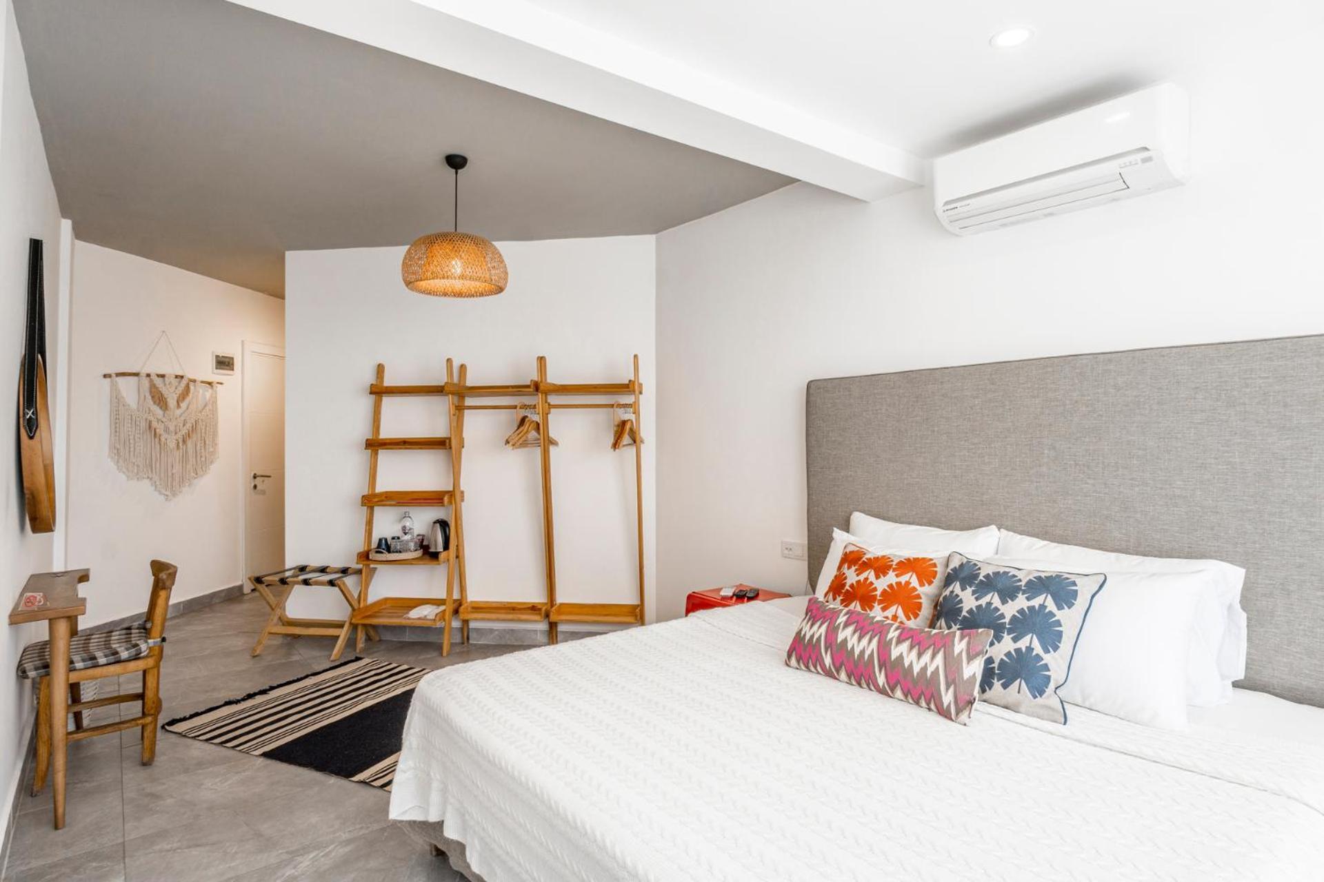 Hotel La Local House &