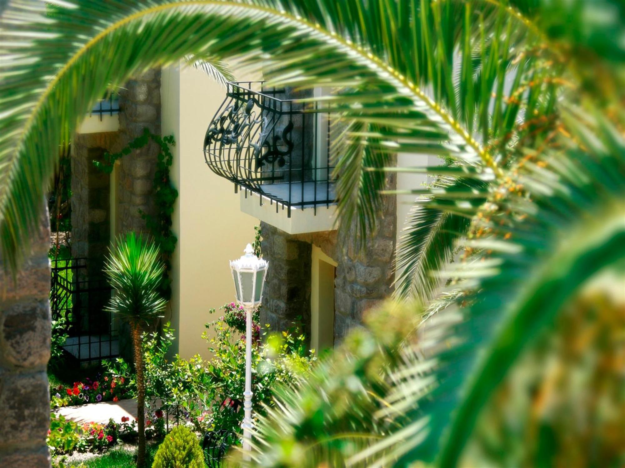 Bella Garden Hotel