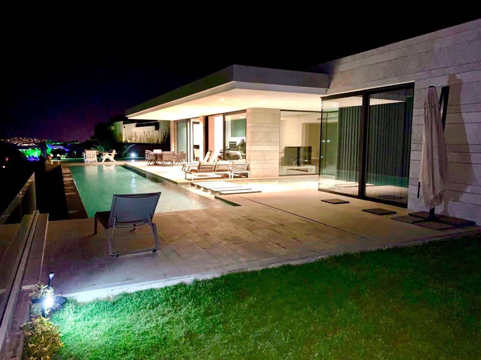 Lodos Villa