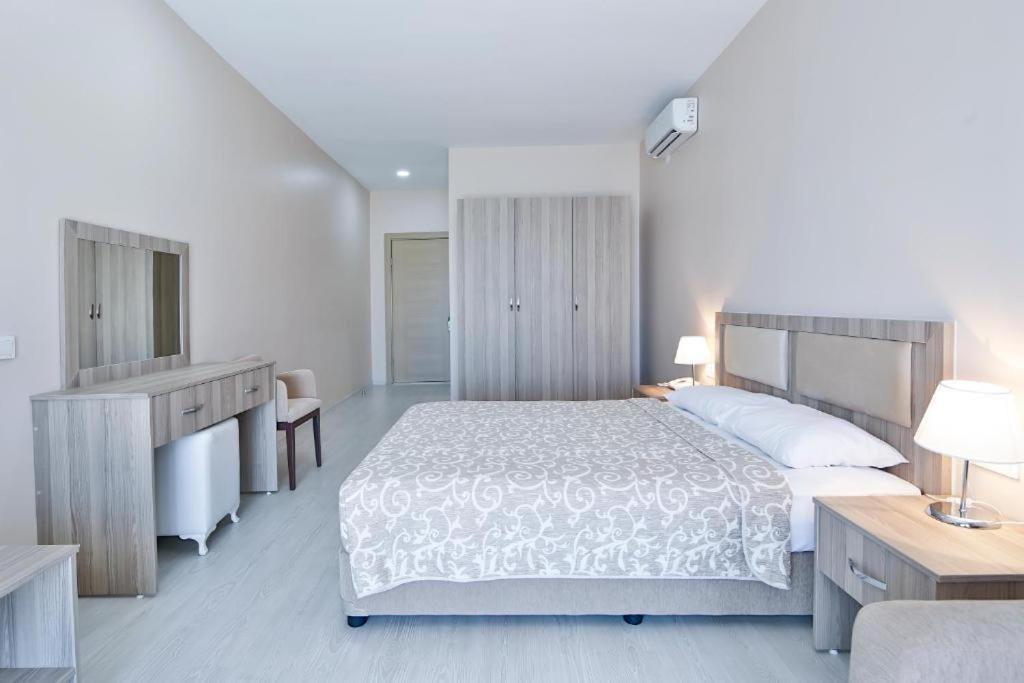 Hotel Amilla 4*