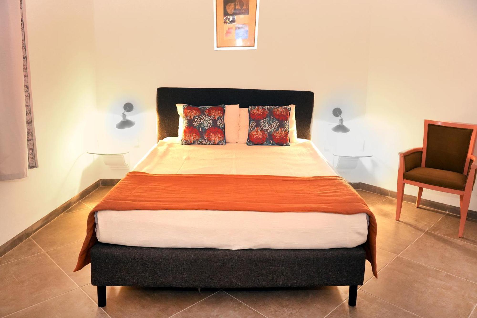 Hotel Amilla 4*