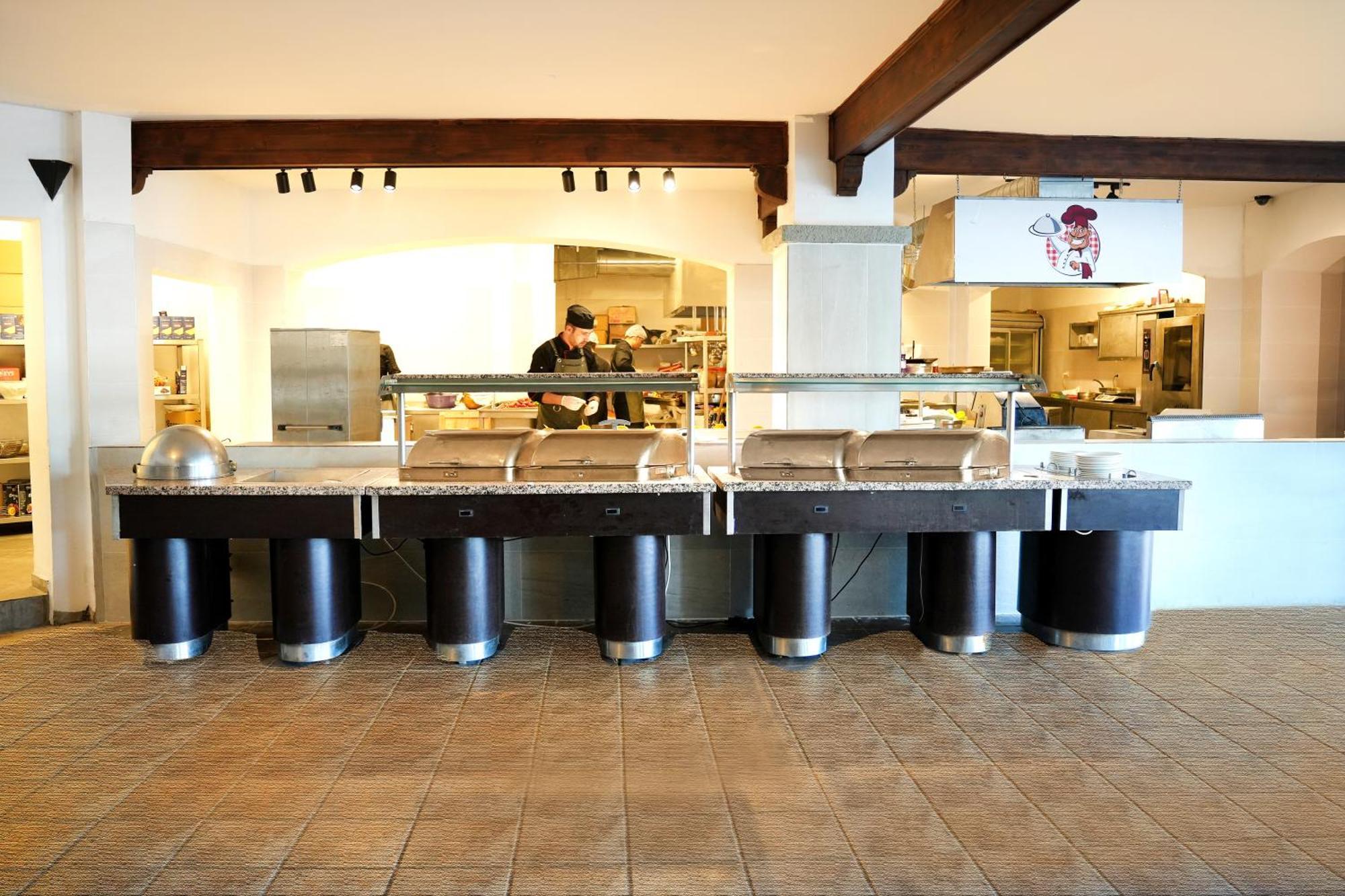 Amilla Hotel 4*