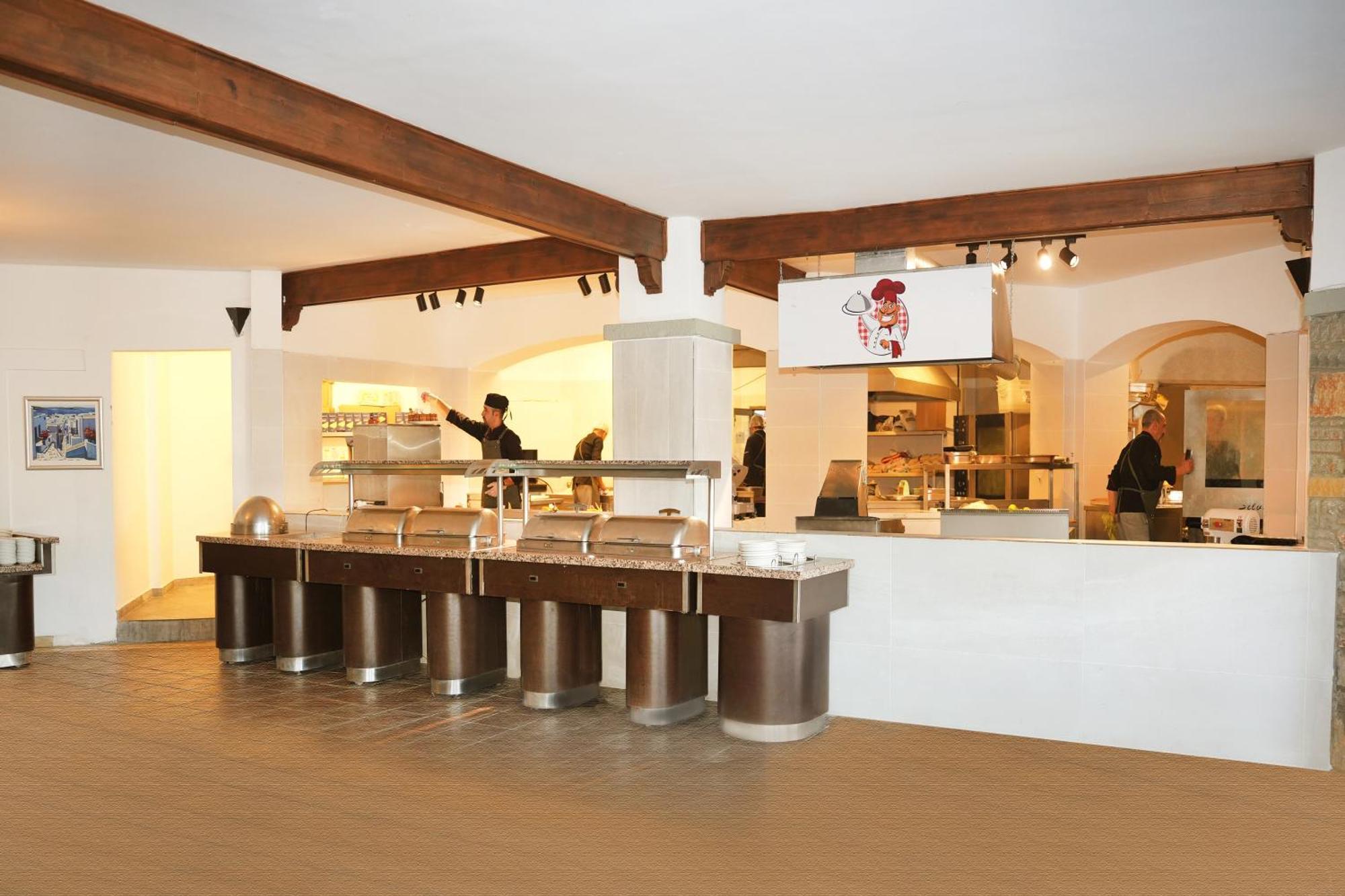 Hotel Amilla 4*
