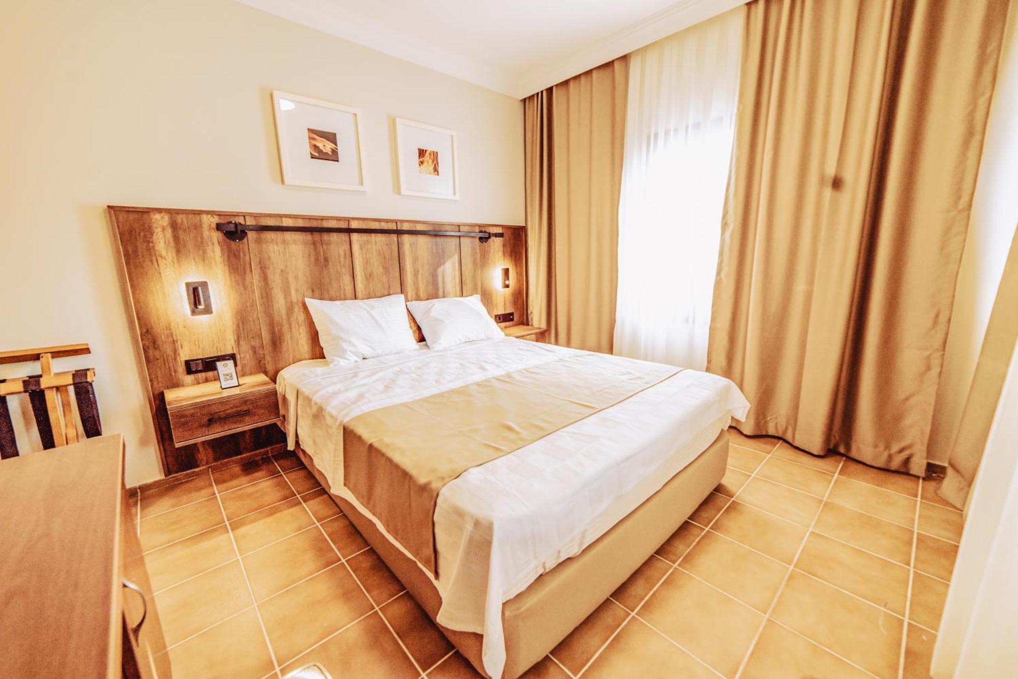 Hotel The Lume Boutique & Restaurant & *
