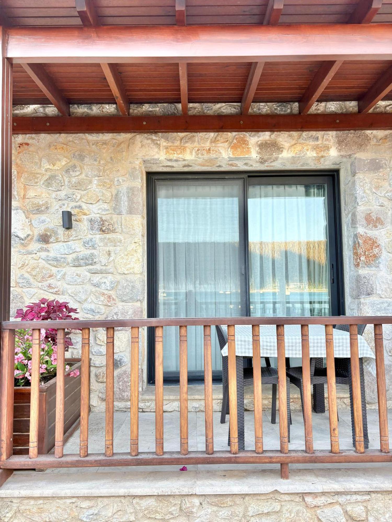 Hotel Aksoy Tas Ev *