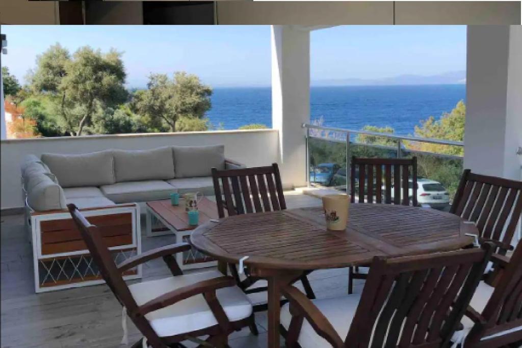 Villa At Gundogan Seafront With Private