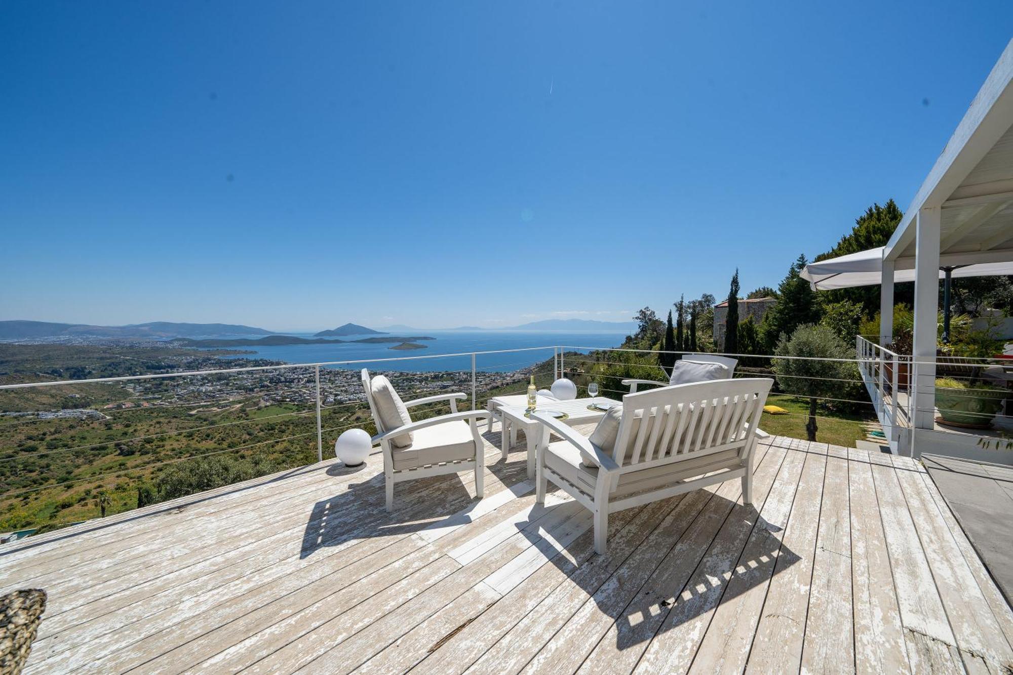 Stunning Sea View & Private Garden In * Bodrum