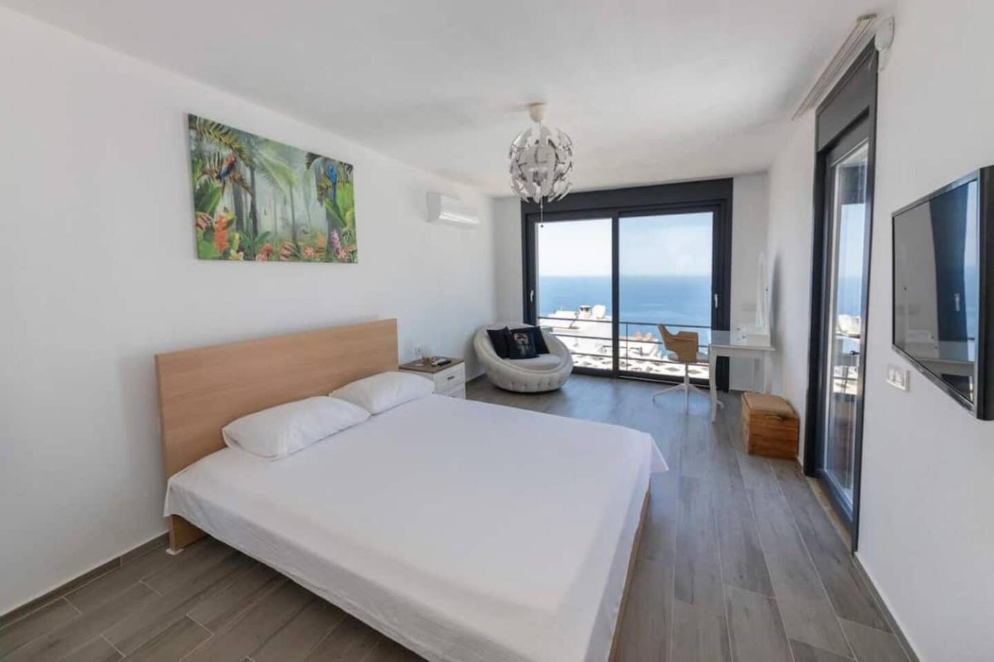 3br-villa With Private Pool, Bbq, Sea View-bodrum Yalikavak Villa Bodrum