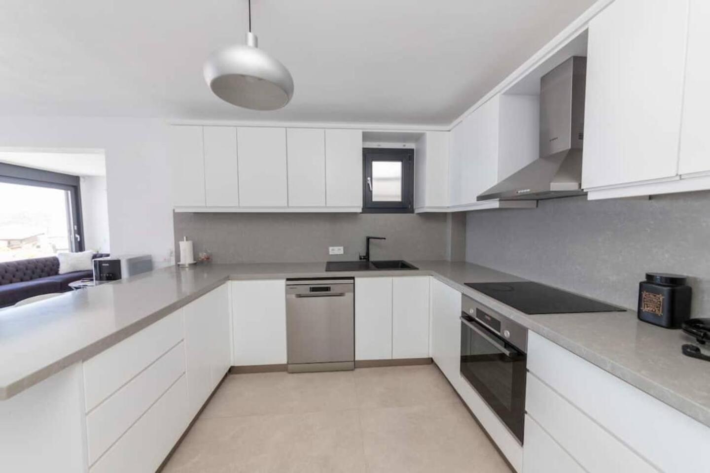 Villa 3br-villa With Private Pool, Bbq, Sea View-bodrum Yalikavak *