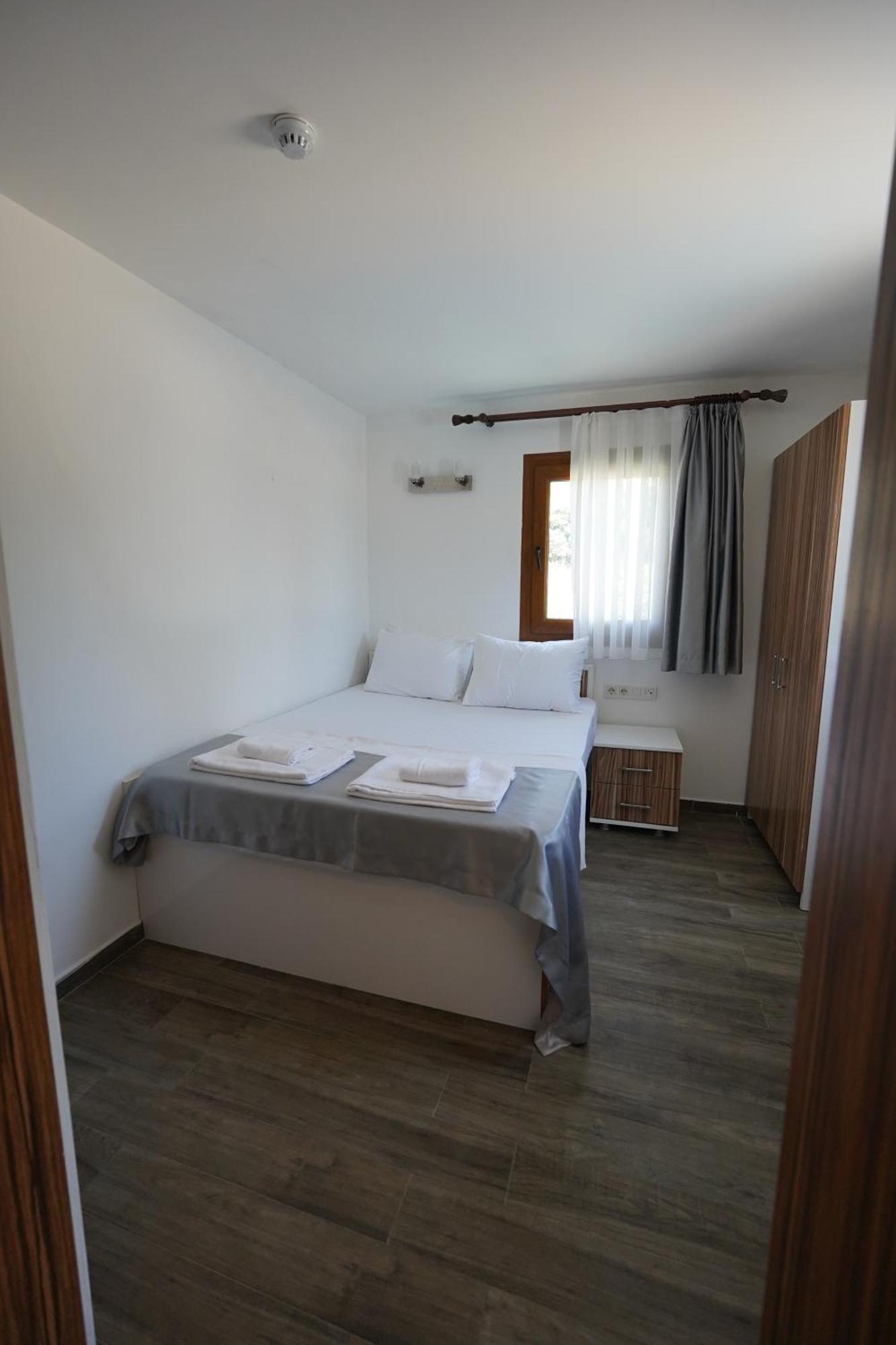 Hotel Queen *